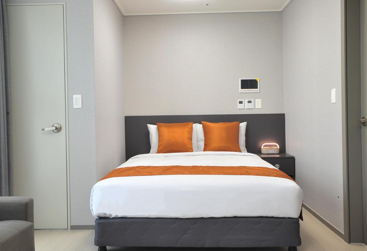 Coopstay Yeosu Hotel Bagian luar foto