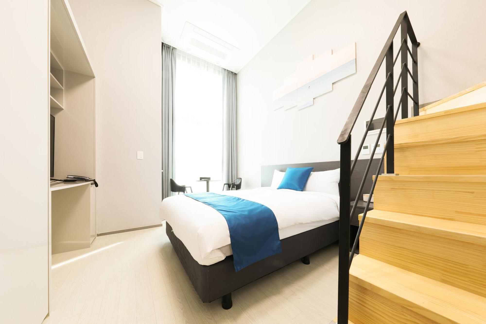 Coopstay Yeosu Hotel Bagian luar foto