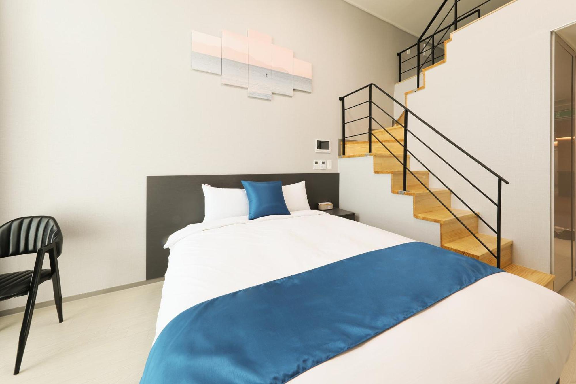 Coopstay Yeosu Hotel Bagian luar foto