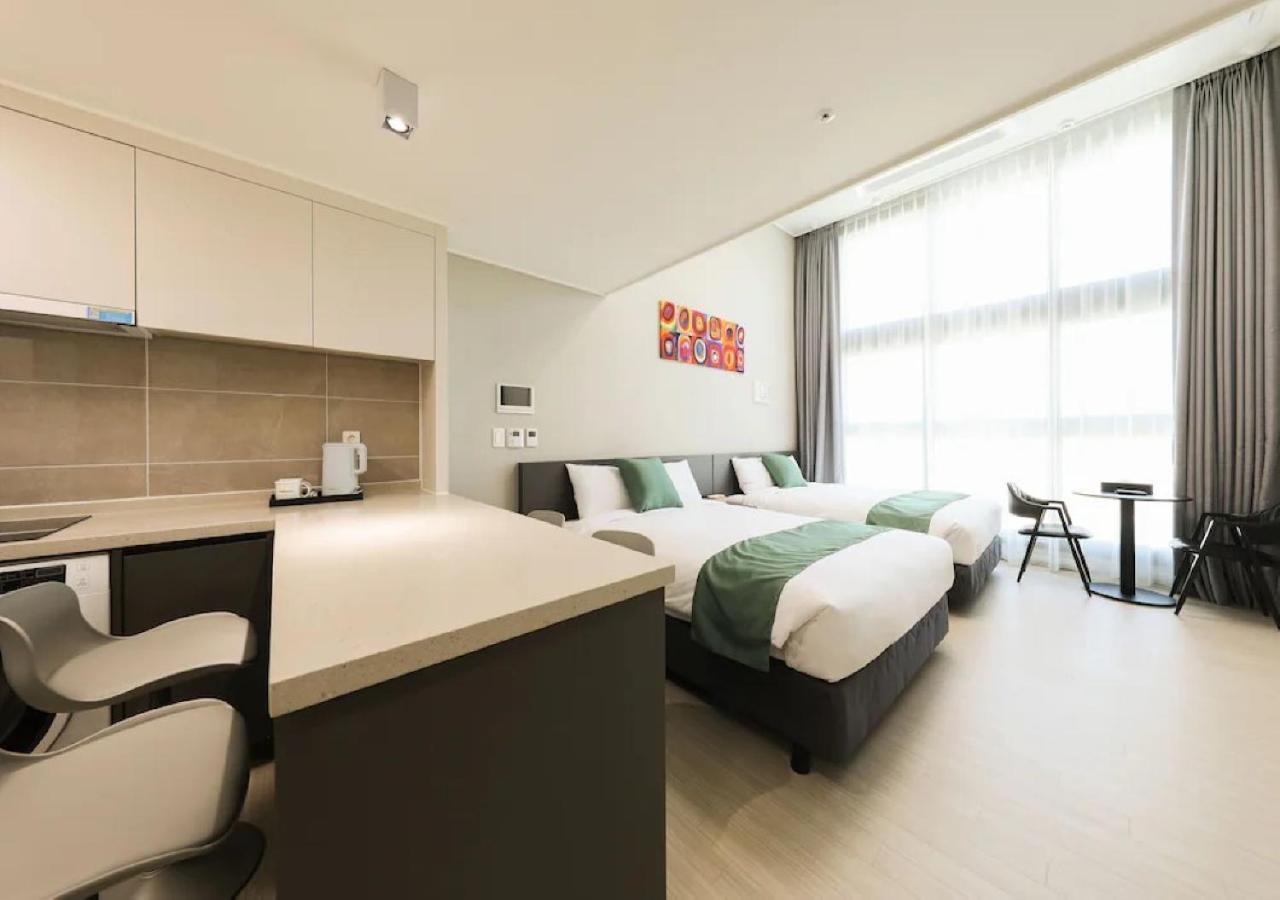 Coopstay Yeosu Hotel Bagian luar foto